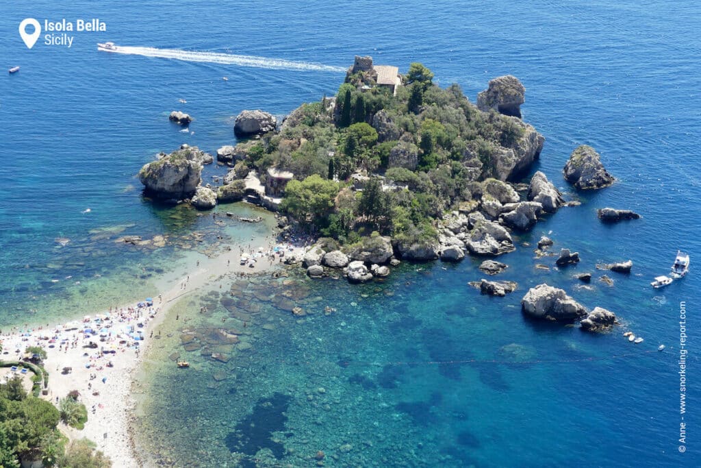 Snorkeling at Isola Bella (Taormina) | Snorkeling in Sicily